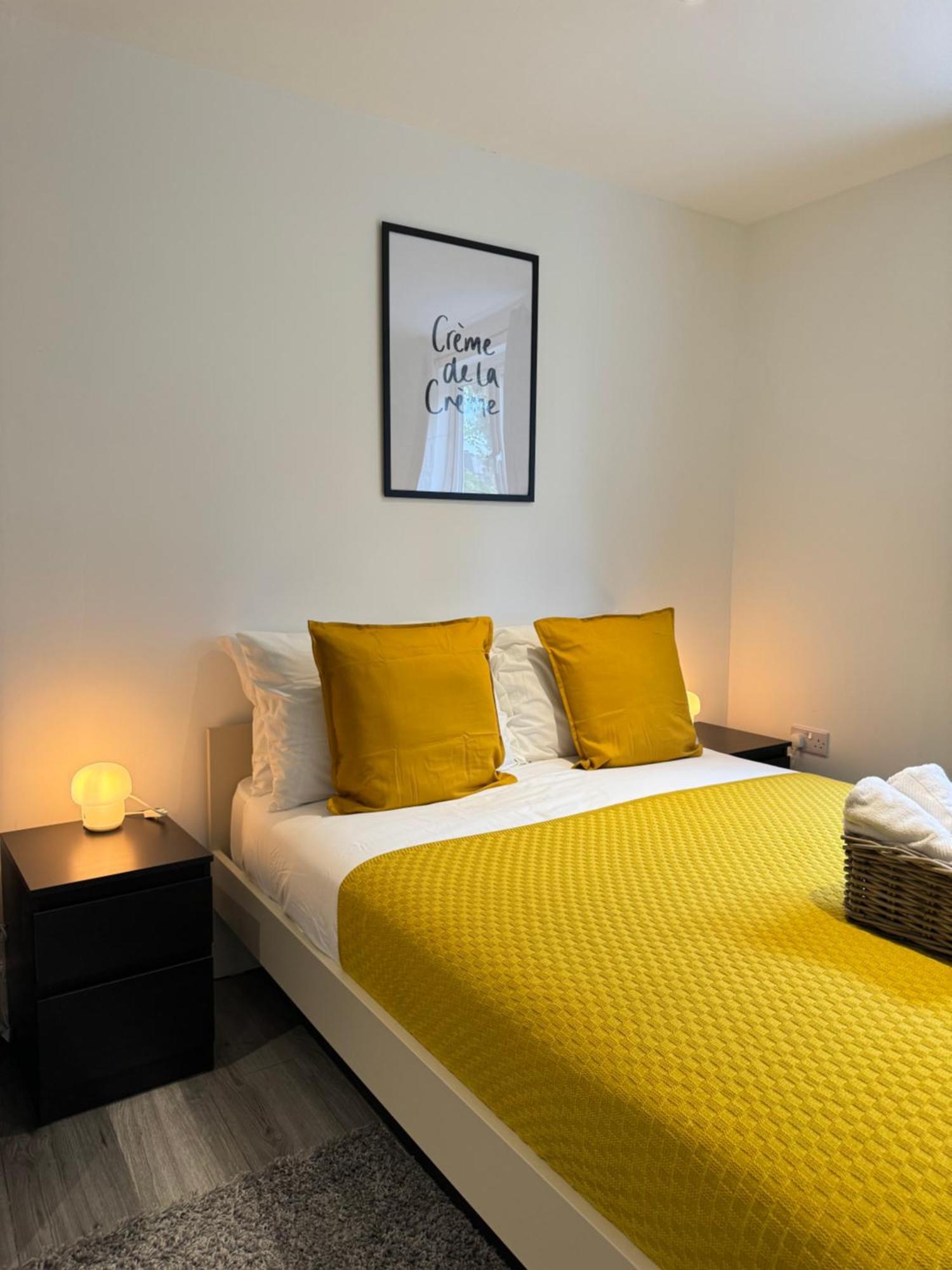 En-Suite Bedroom For Up To 4! Sofa Bed - Near Stratford Londra Exterior foto