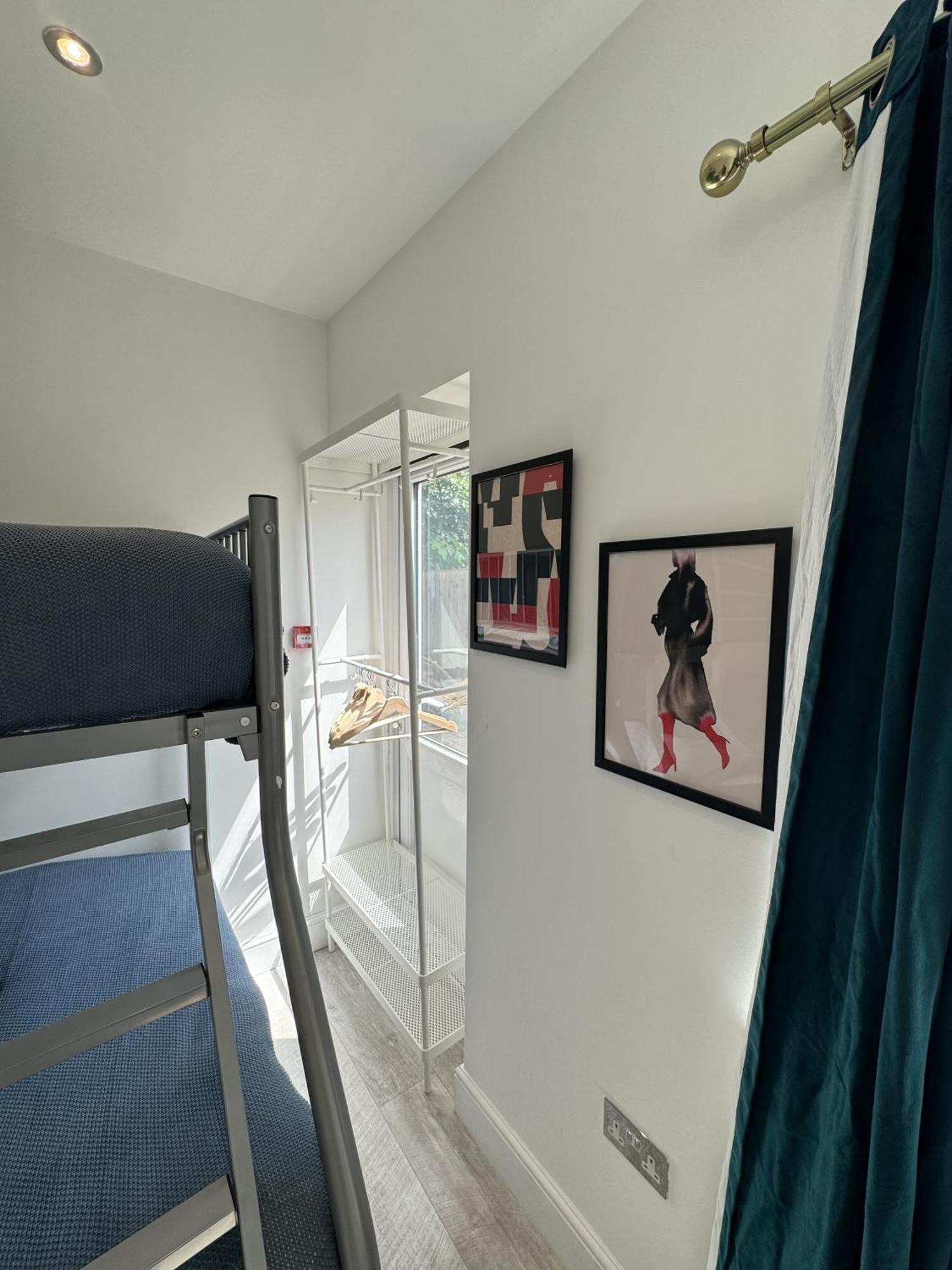 En-Suite Bedroom For Up To 4! Sofa Bed - Near Stratford Londra Exterior foto
